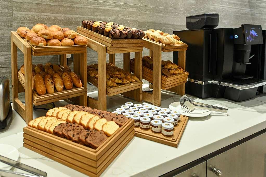 Comfort Hotel Jeddah King Road ร้านอาหาร รูปภาพ